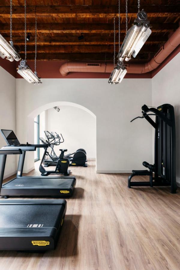 Aethos Milan Hotel Bagian luar foto